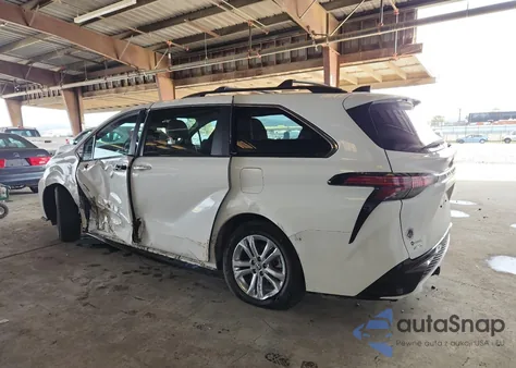 2023 Toyota Sienna Xse z USA, uszkodzony, nr VIN 5TDDSKFC5PS078547